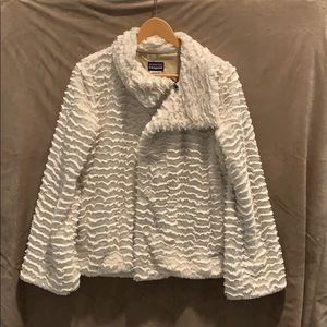 Women’s Patagonia jacket Size M
